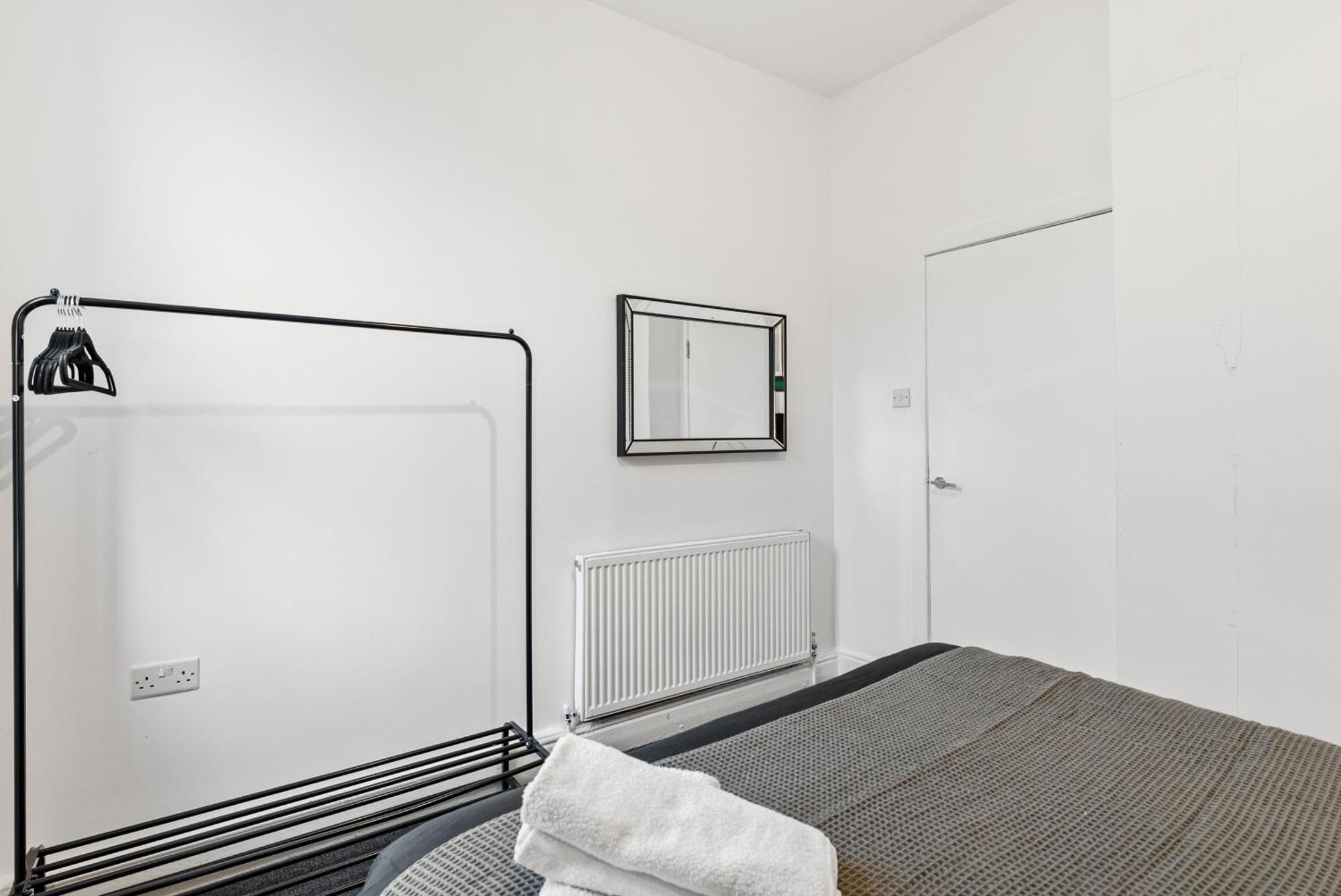 Apartmán 20 Percent Off! Stylish Sheffield Abode Sleeps 12 Exteriér fotografie