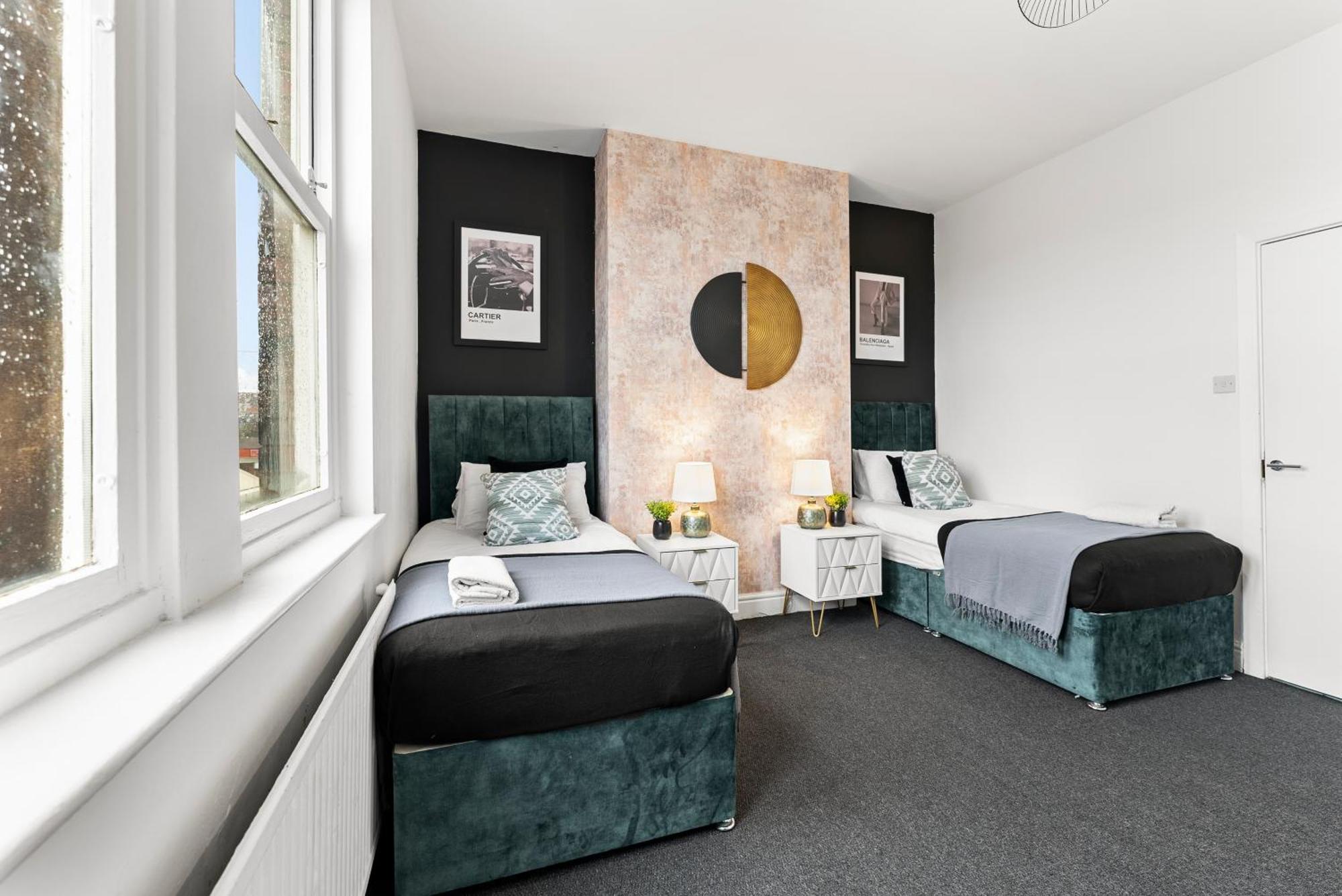 Apartmán 20 Percent Off! Stylish Sheffield Abode Sleeps 12 Exteriér fotografie